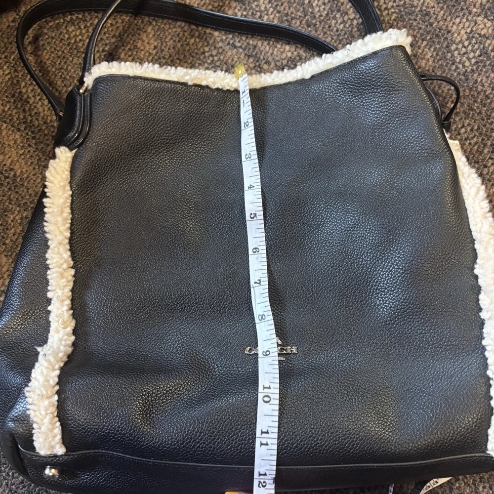 COACH Edie 31 Black Pebble Leather Shoulder Bag Shearling Fur Trim Hobo Tote - Picture 10 of 10